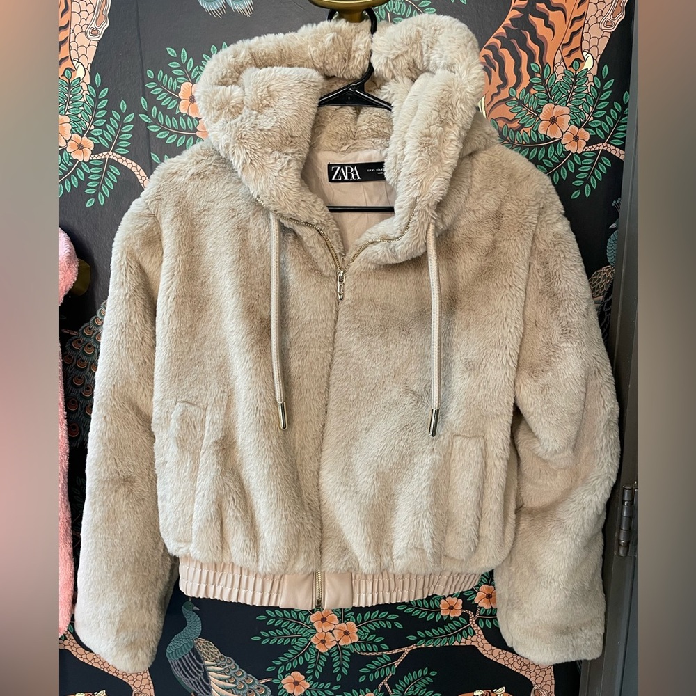 Zara Faux Fur Jacket - Picture 4 of 9